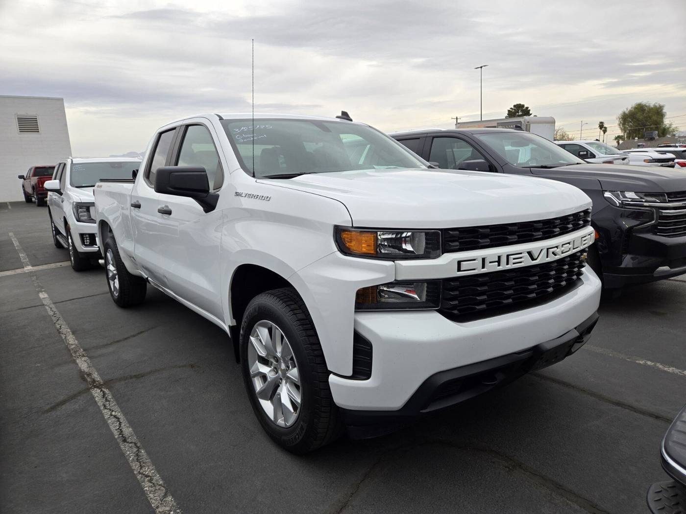 2020 Chevrolet Silverado 1500 Custom — Pickup Truck — 99,851 mi — Las Vegas, NV