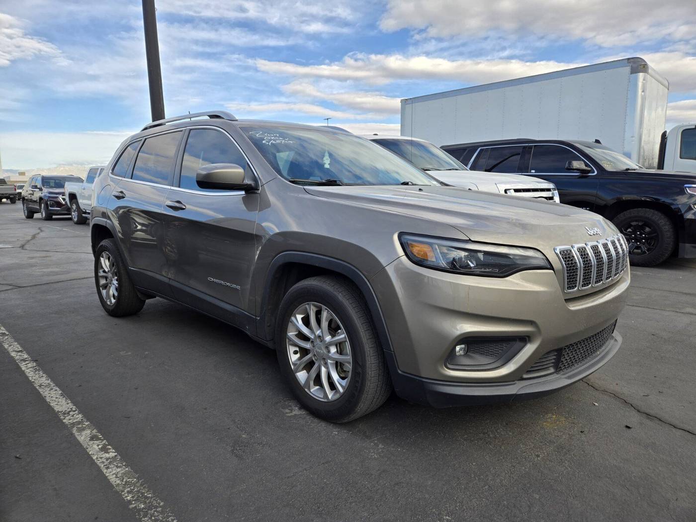 2019 Jeep Cherokee Latitude — SUV — 94,210 mi — Las Vegas, NV