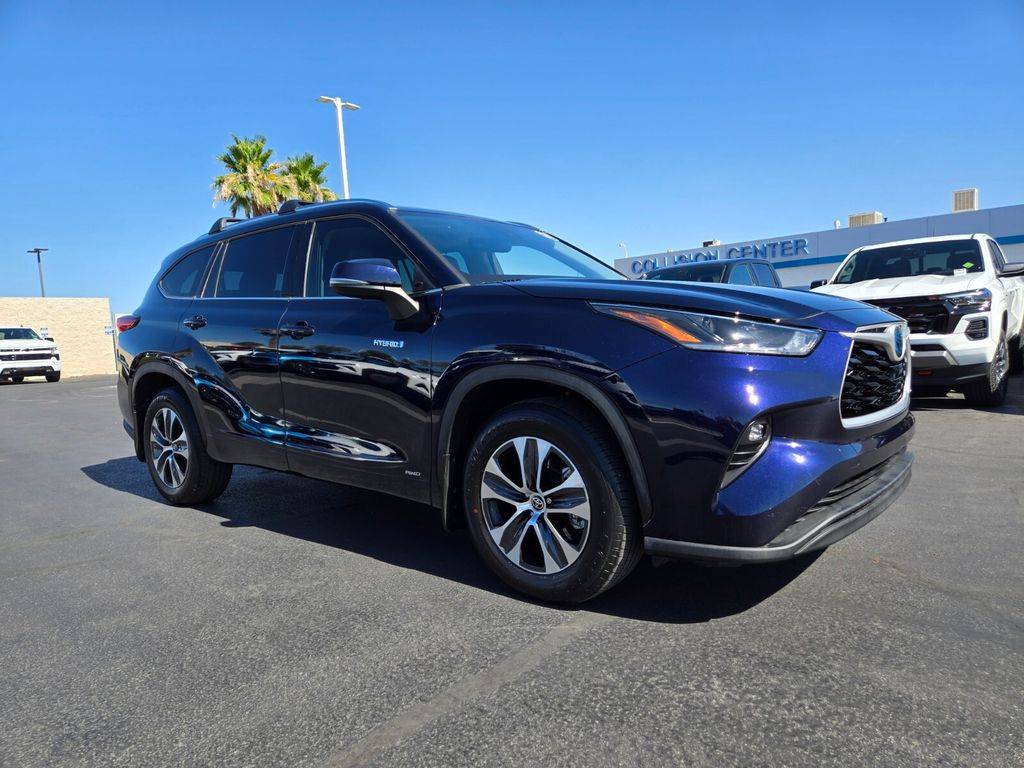 2021 Toyota Highlander Hybrid XLE — SUV — 69,637 mi — Las Vegas, NV
