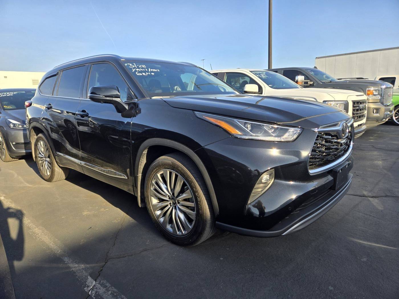 2023 Toyota Highlander Platinum — SUV — 11,469 mi — Las Vegas, NV