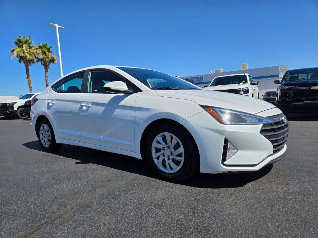 2019 Hyundai Elantra SE — Sedan — 82,211 mi — Las Vegas, NV