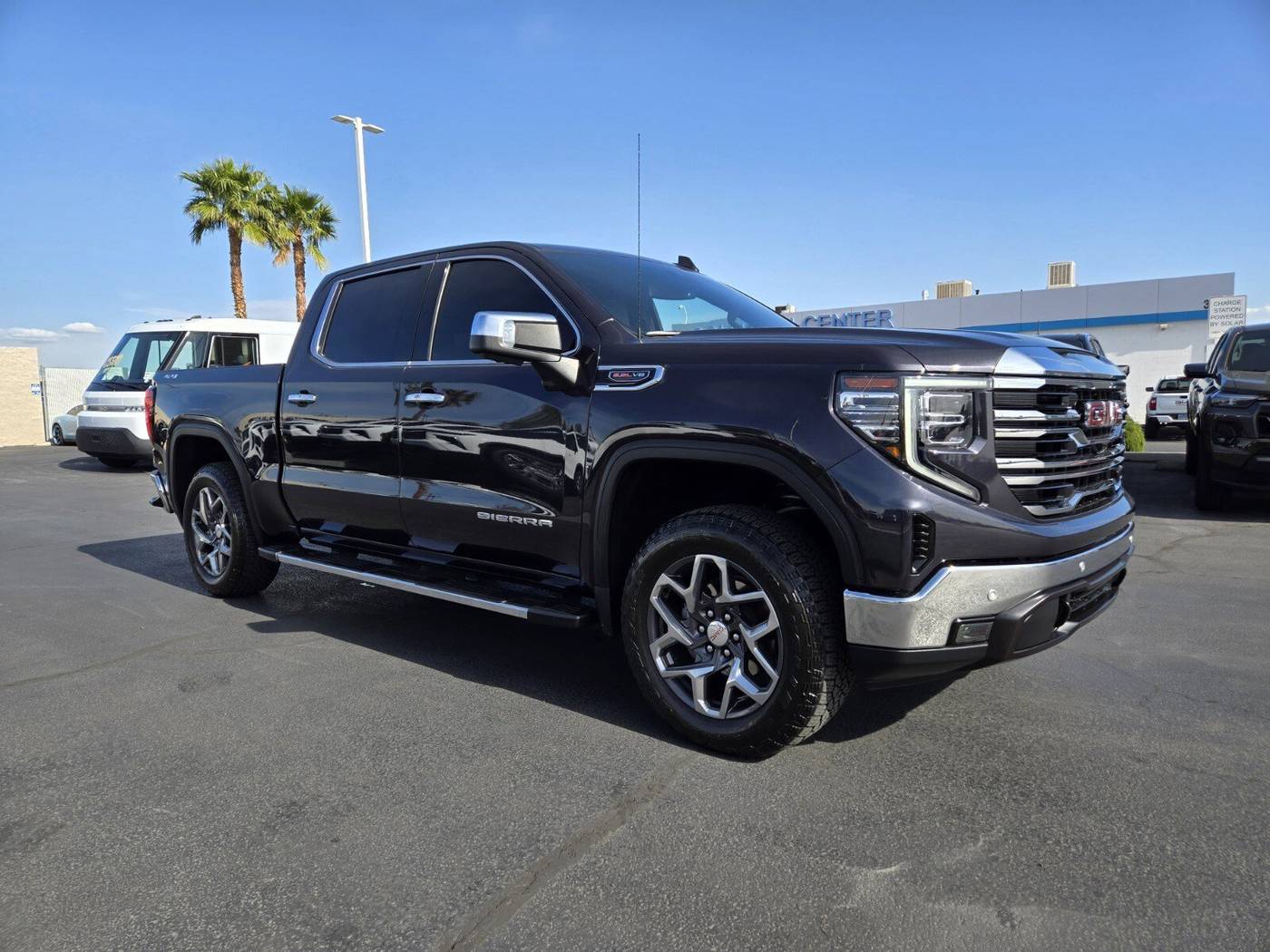2022 GMC Sierra 1500 SLT — Pickup Truck — 42,999 mi — Las Vegas, NV