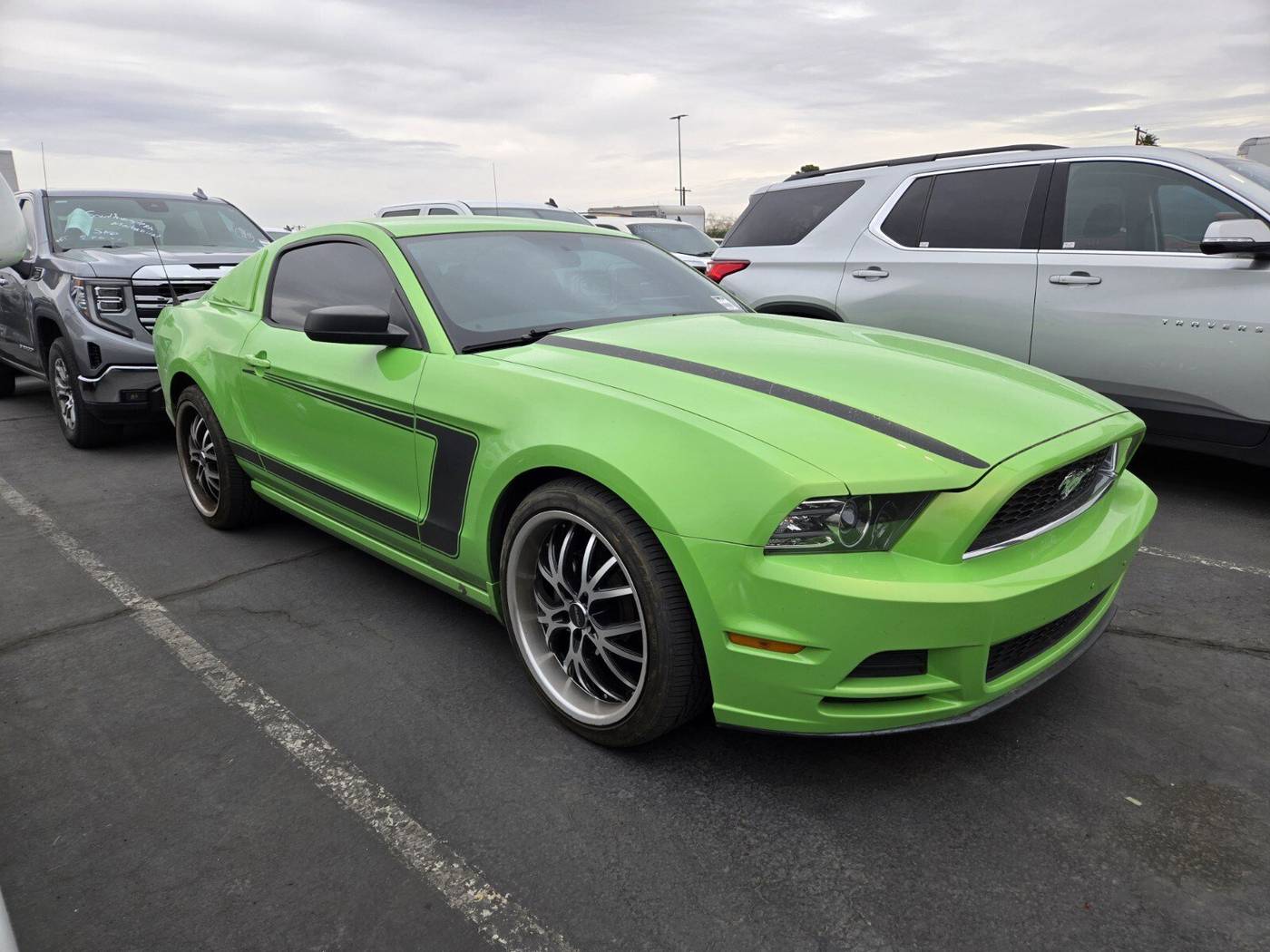 2013 Ford Mustang V6 — Coupe — 44,717 mi — Las Vegas, NV