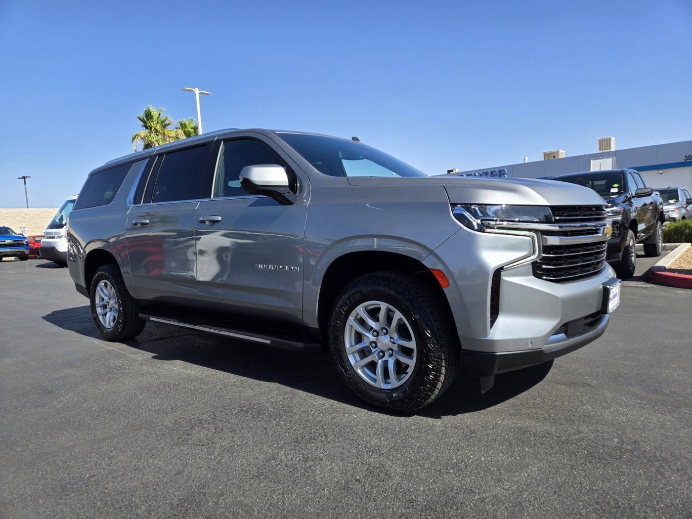 2023 Chevrolet Suburban LT — SUV — 63,288 mi — Las Vegas, NV