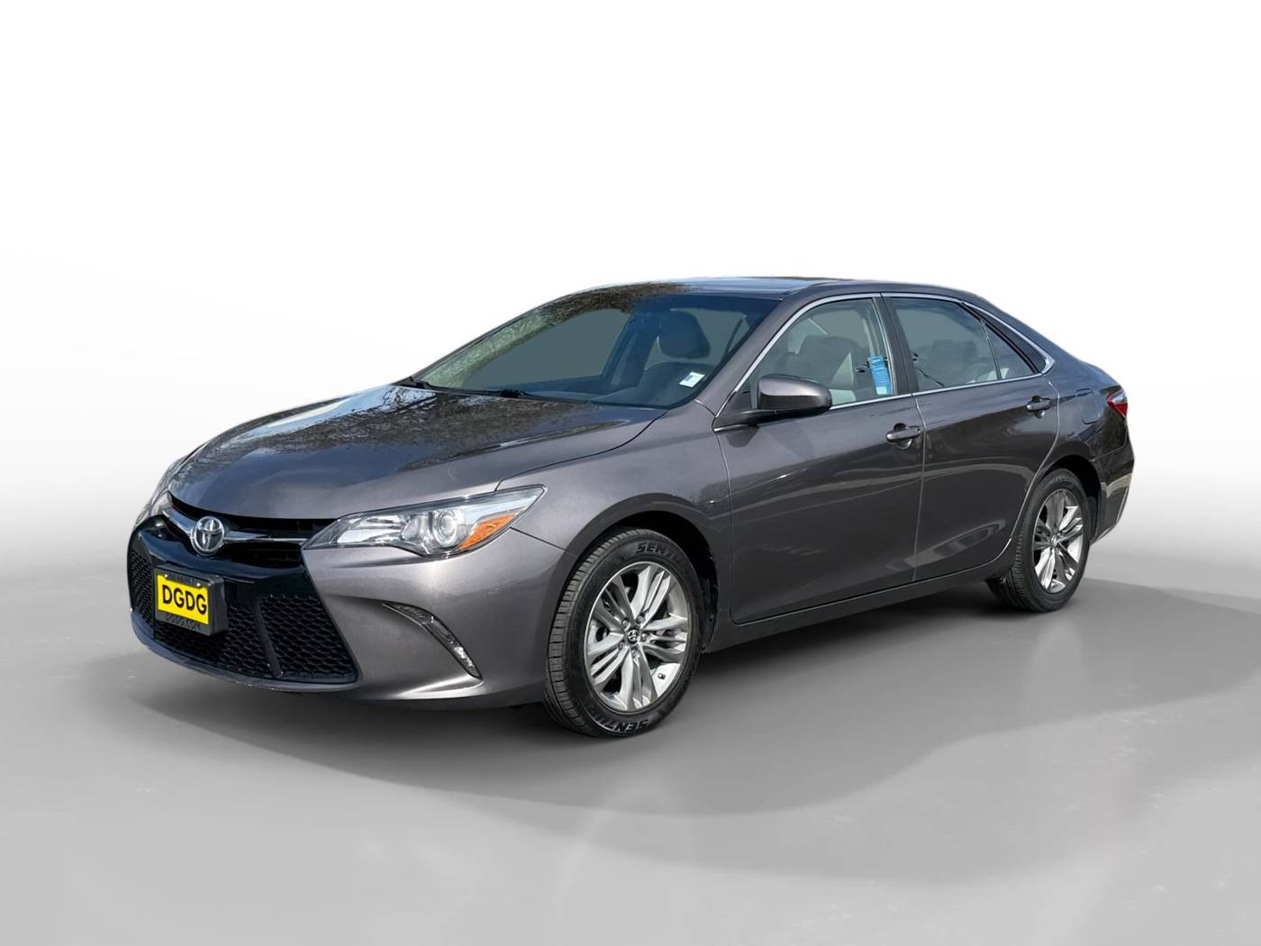 2016 Toyota Camry SE — Sedan — 70,340 mi — San Jose, CA
