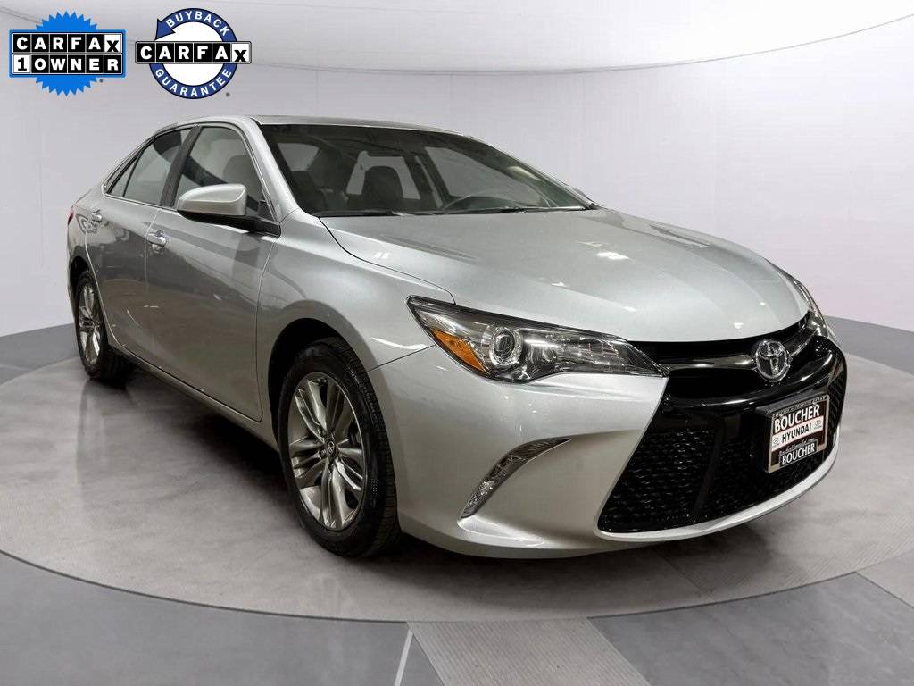 2017 Toyota Camry SE — Sedan — 40,640 mi — Waukesha, WI