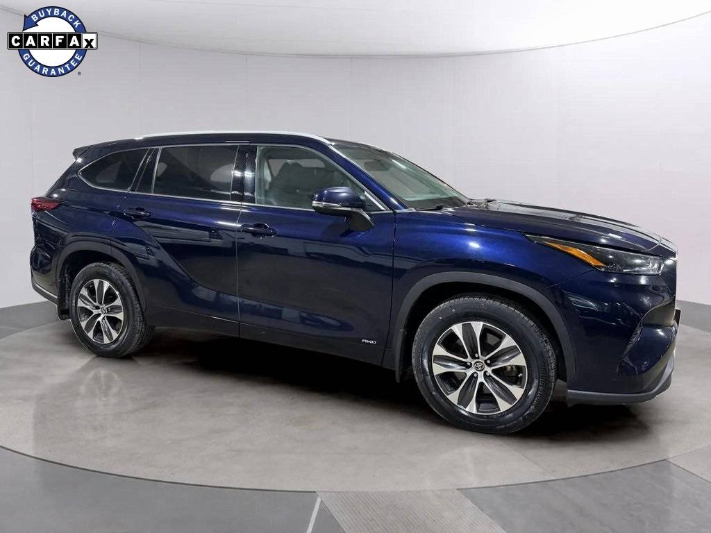 2022 Toyota Highlander Hybrid XLE — SUV — 125,700 mi — Waukesha, WI