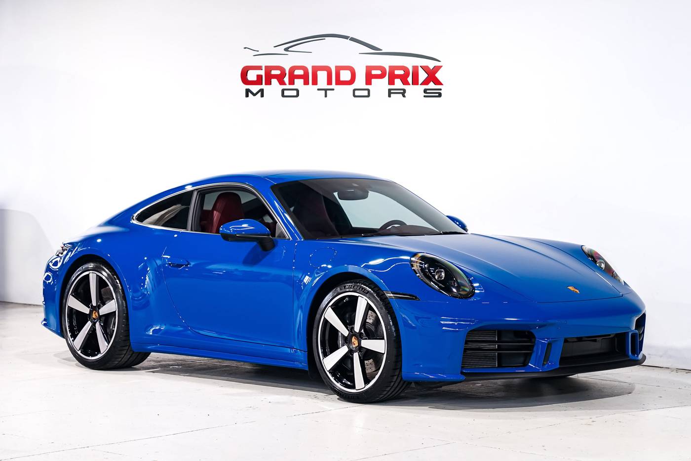 2025 Porsche 911 Carrera — Coupe — 3,600 mi — Portland, OR