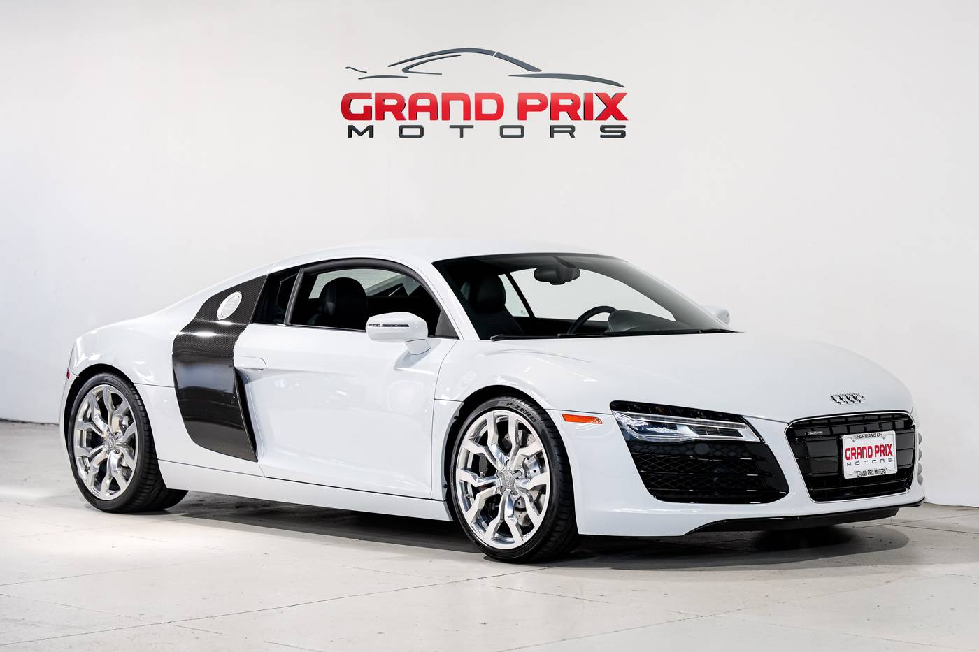 2014 Audi R8 V8 — Coupe — 15,544 mi — Portland, OR