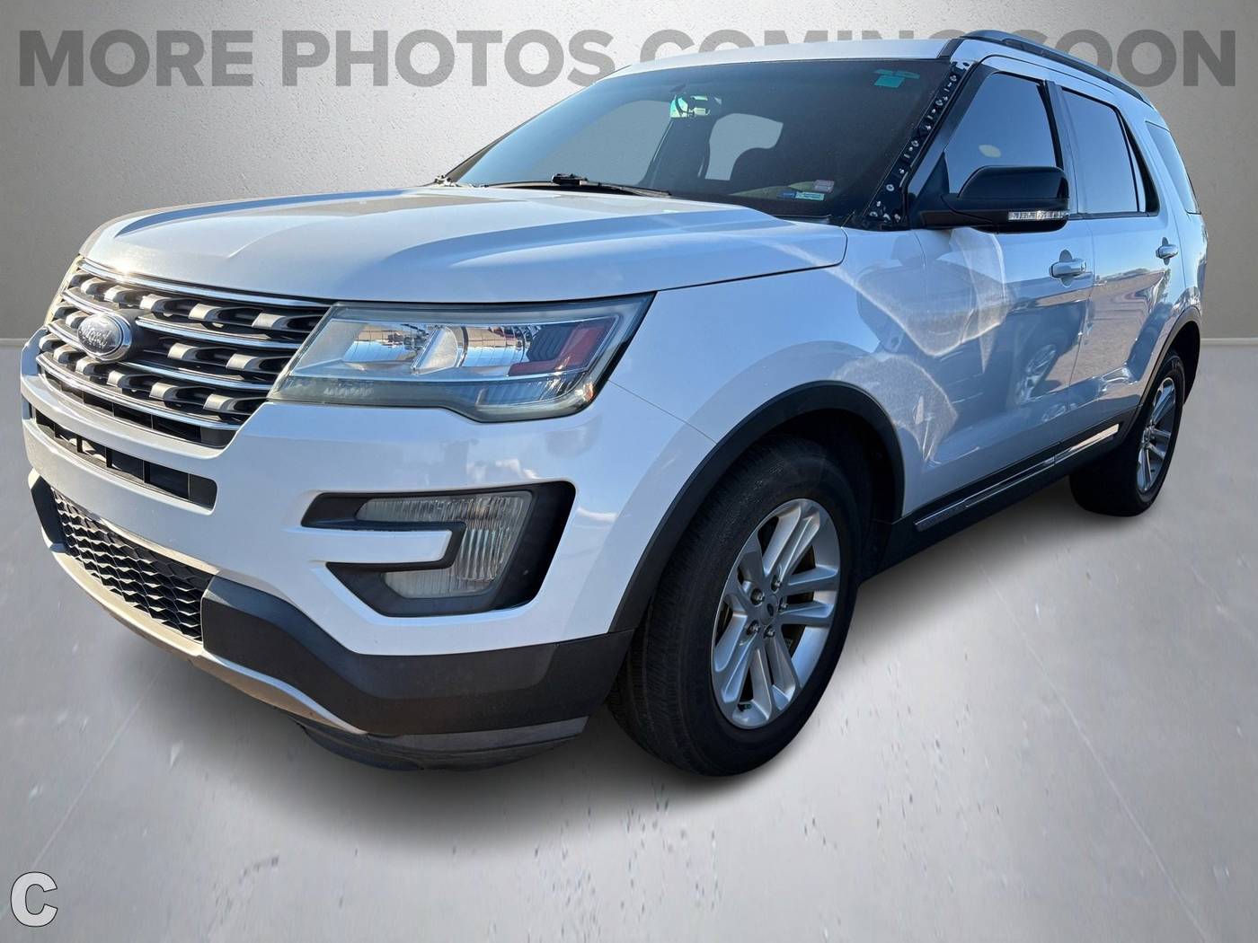 2017 Ford Explorer XLT — SUV — 87,282 mi — Phoenix, AZ