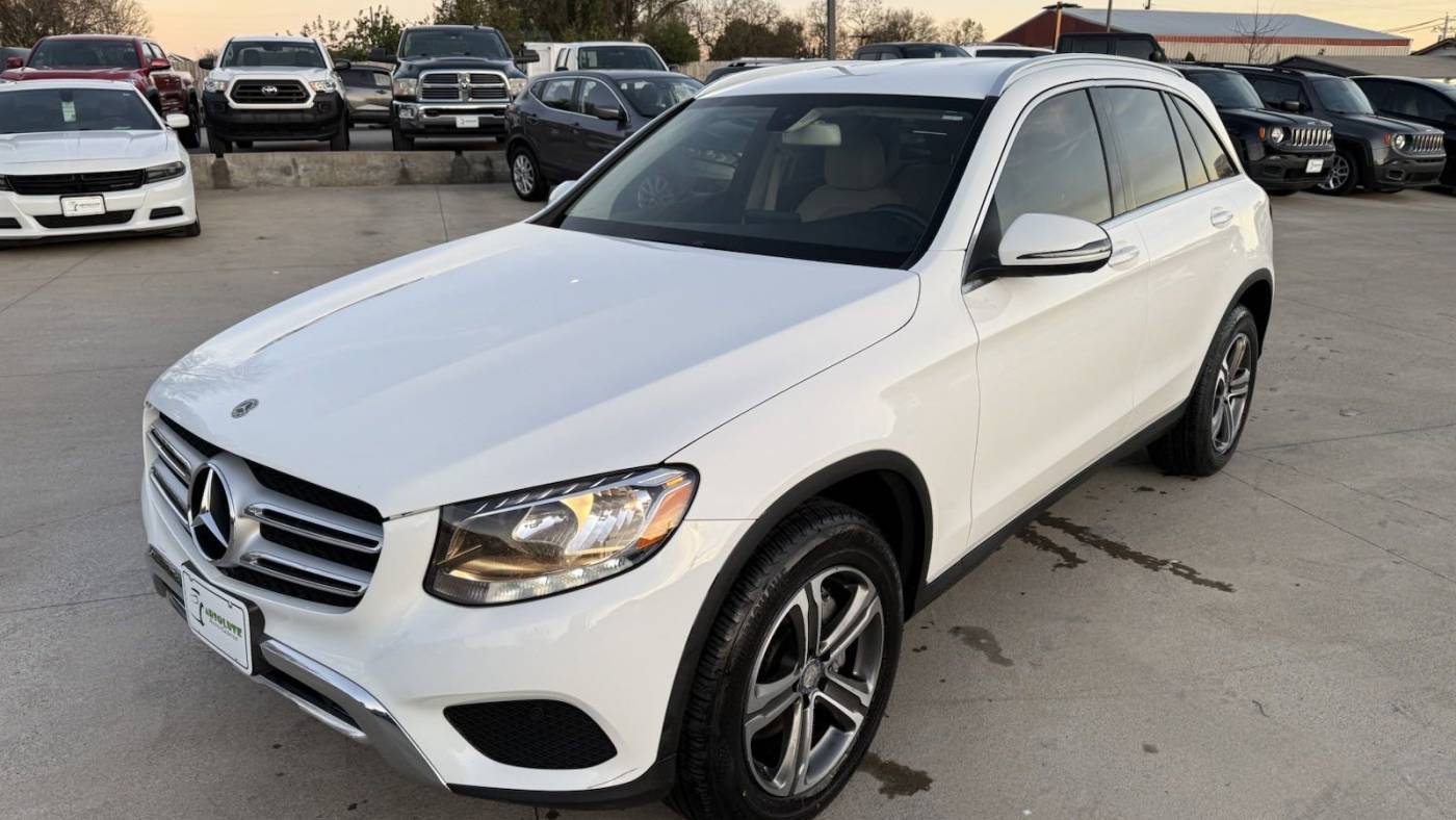 2018 Mercedes-Benz GLC GLC 300 — SUV — 60,906 mi — Murfreesboro, TN