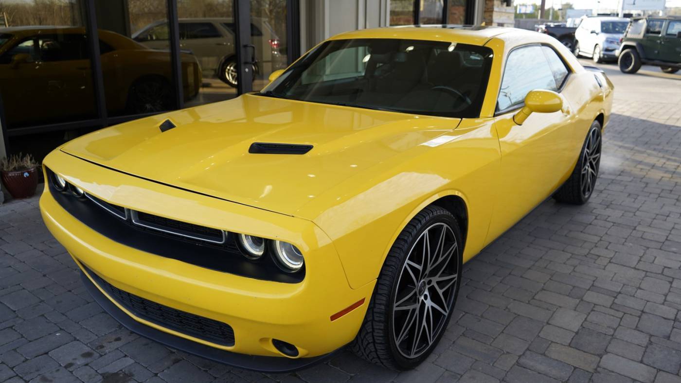 2017 Dodge Challenger SXT