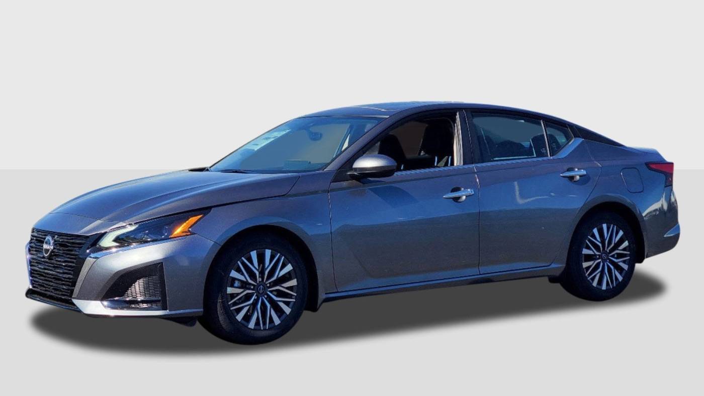 2024 Nissan Altima SV — Sedan — 17,259 mi — Scottsdale, AZ