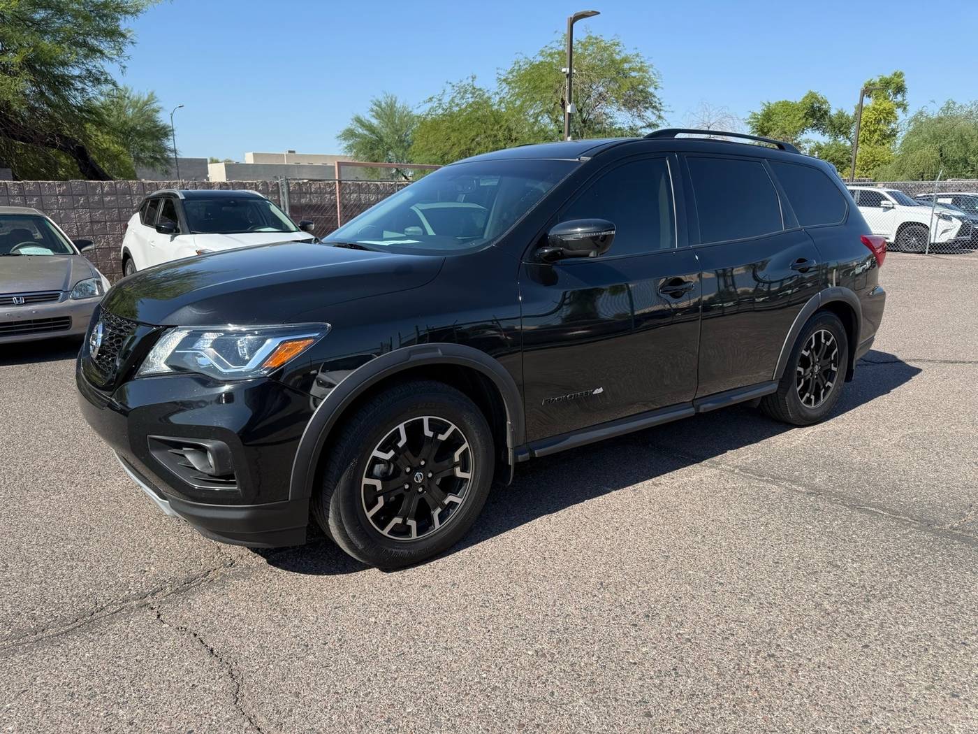 2020 Nissan Pathfinder SL — SUV — 46,487 mi — Scottsdale, AZ