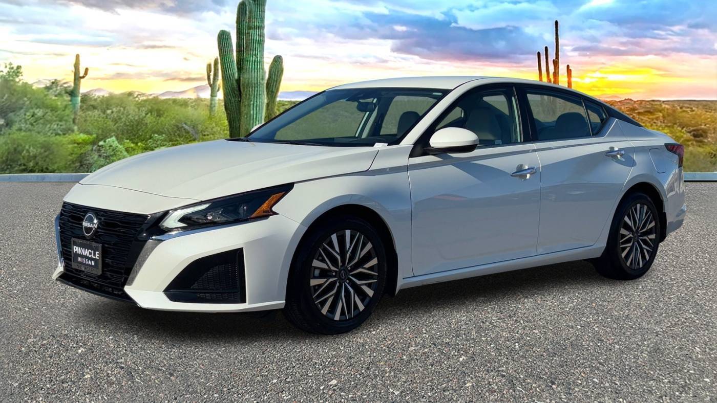 2023 Nissan Altima SV — Sedan — 11,270 mi — Scottsdale, AZ