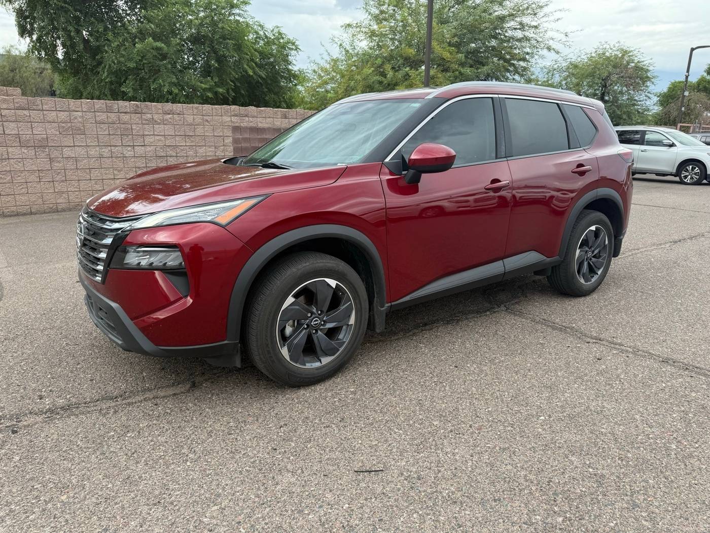 2024 Nissan Rogue SV — SUV — 26,148 mi — Scottsdale, AZ