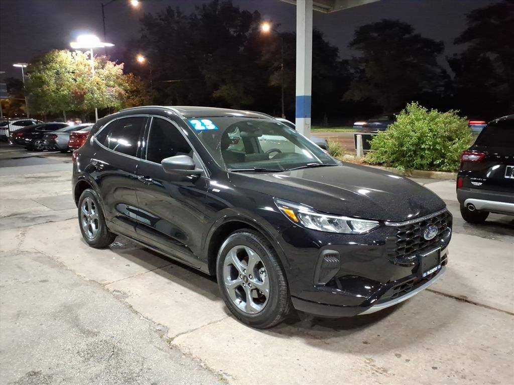 2023 Ford Escape ST-Line — SUV — 18,444 mi — Chicago, IL