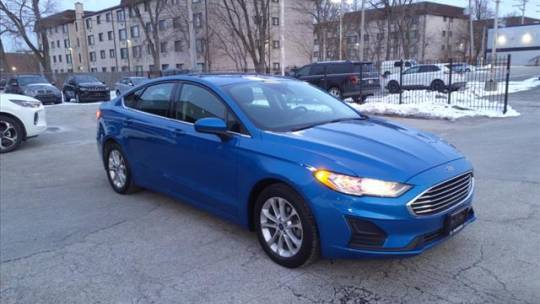 2020 Ford Fusion SE — Sedan — 58,217 mi — Chicago, IL