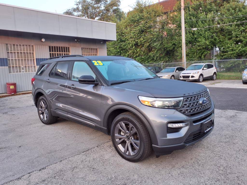 2023 Ford Explorer XLT — SUV — 18,703 mi — Chicago, IL
