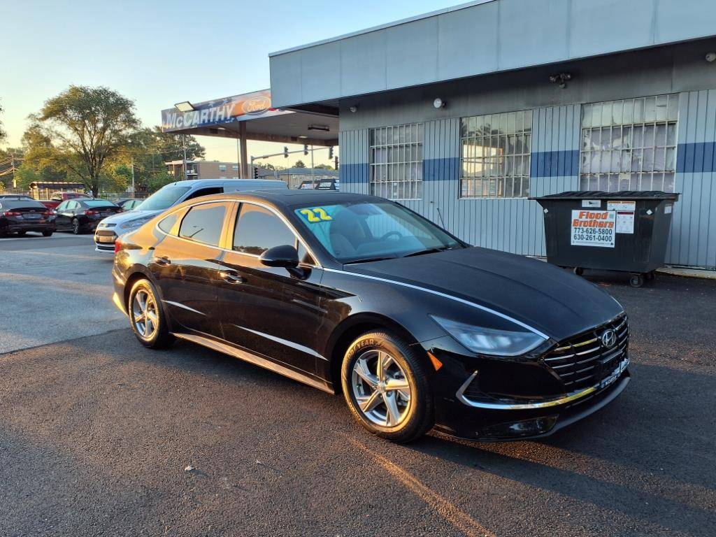 2022 Hyundai Sonata SE — Sedan — 38,353 mi — Chicago, IL