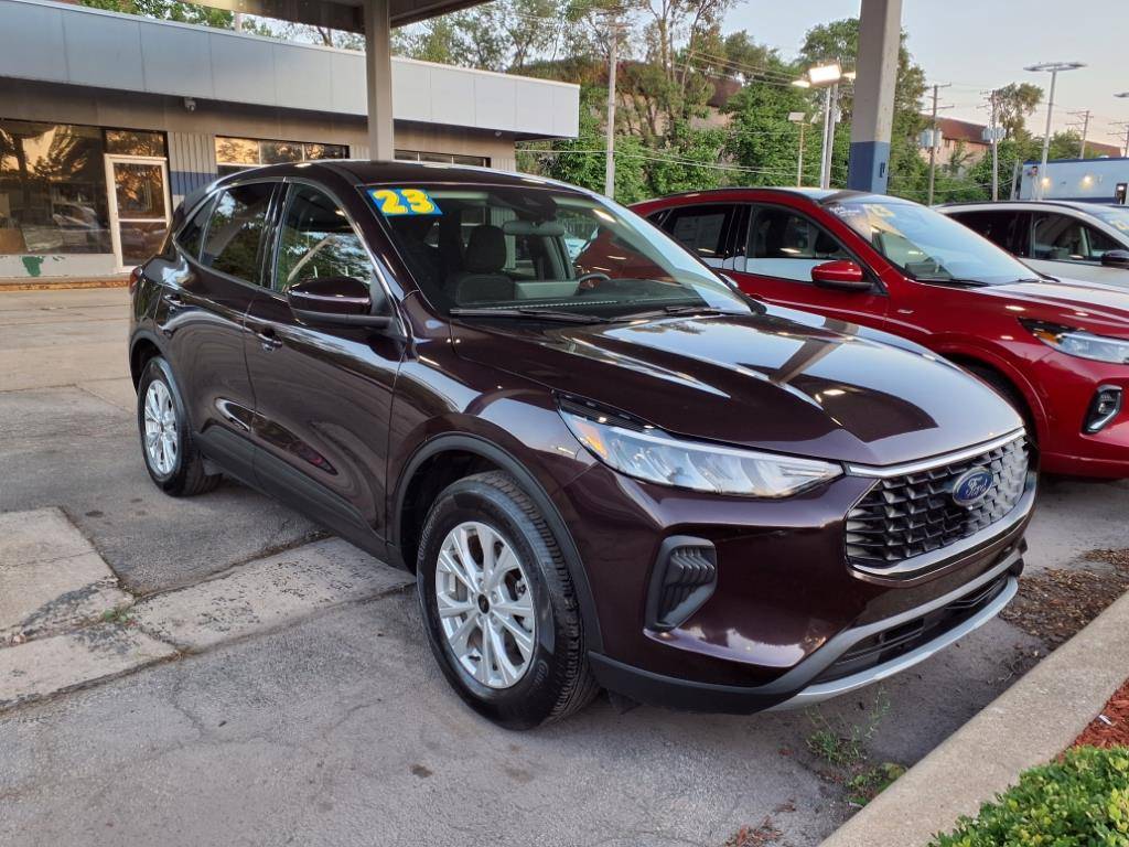 2023 Ford Escape Active — SUV — 18,000 mi — Chicago, IL