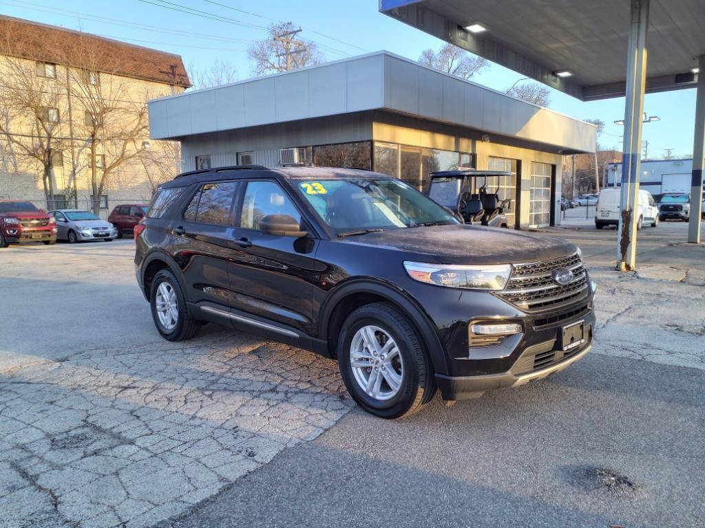 2023 Ford Explorer XLT — SUV — 45,247 mi — Chicago, IL
