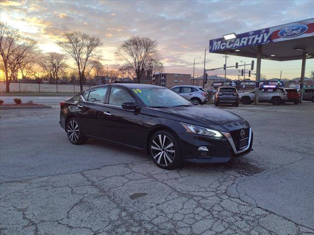 2019 Nissan Altima Platinum — Sedan — 102,116 mi — Chicago, IL