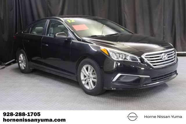 2016 Hyundai Sonata SE — Sedan — 124,447 mi — Yuma, AZ