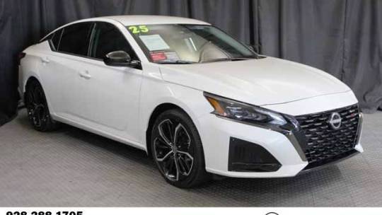 2025 Nissan Altima SR — Sedan — 5,043 mi — Yuma, AZ