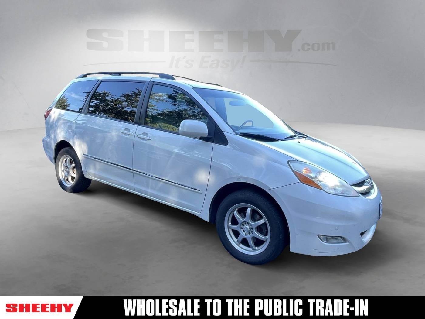 2008 Toyota Sienna XLE — Minivan — 198,357 mi — Alexandria, VA