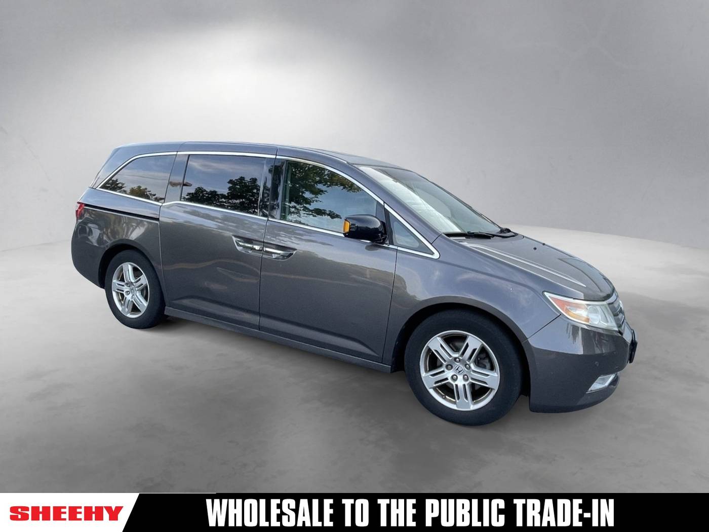 2011 Honda Odyssey Touring — Minivan — 159,704 mi — Alexandria, VA