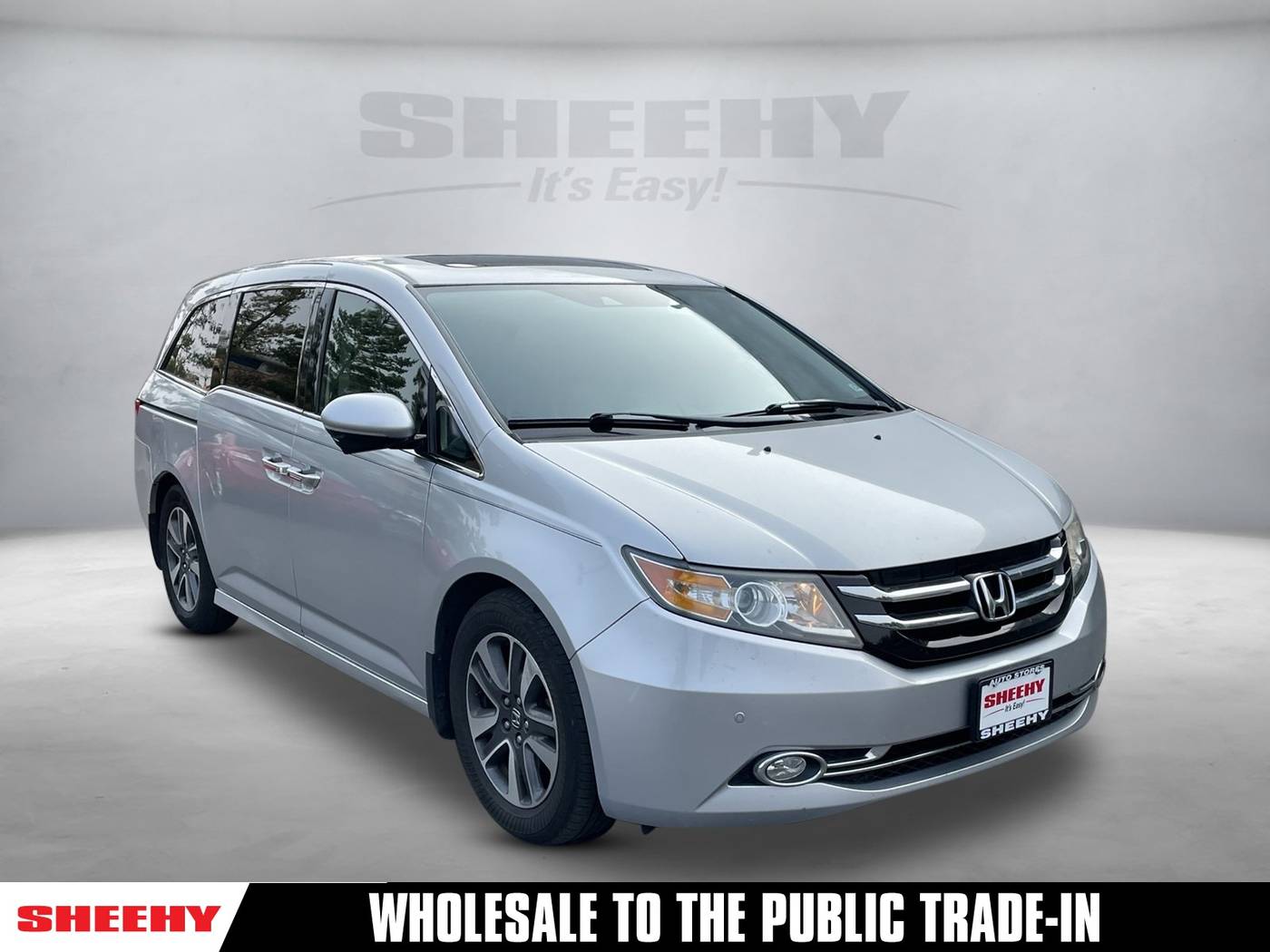 2014 Honda Odyssey Touring — Minivan — 158,499 mi — Alexandria, VA