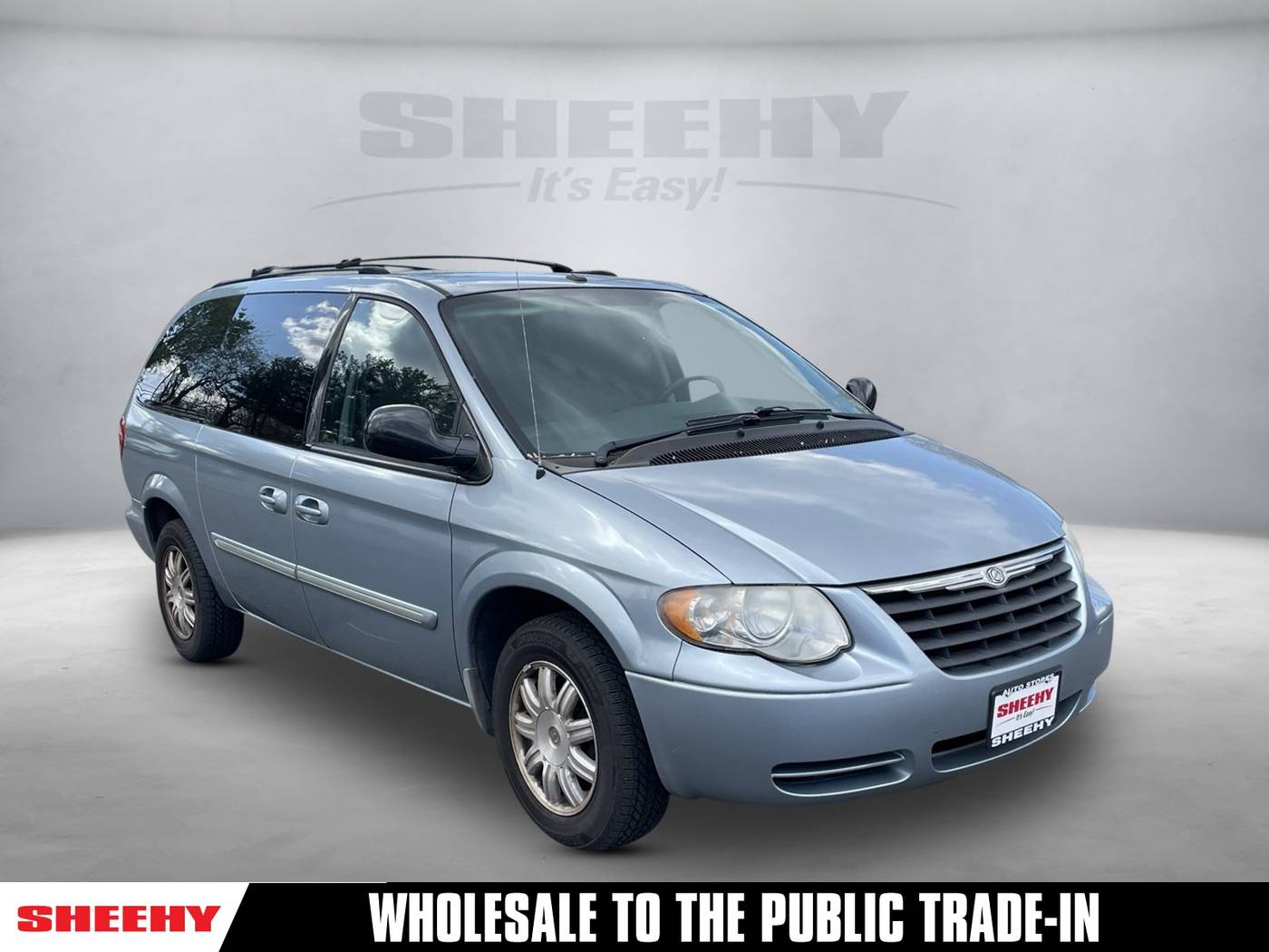 2006 Chrysler Town & Country Touring — Minivan — 72,301 mi — Alexandria, VA