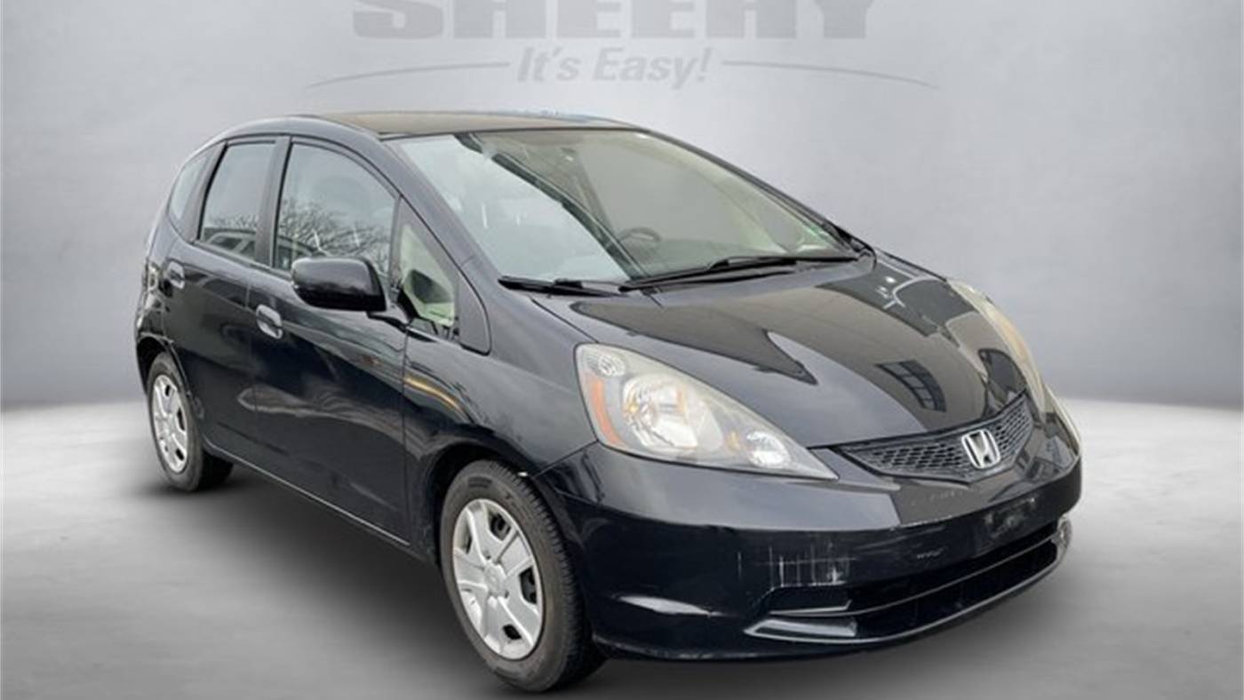 2012 Honda Fit Base — Hatchback — 87,035 mi — Alexandria, VA