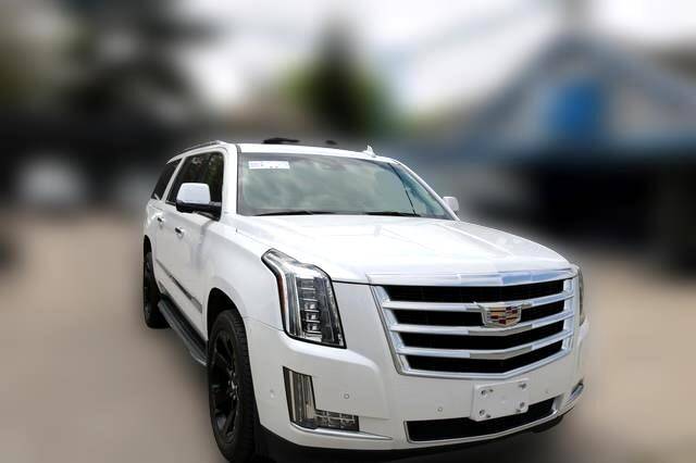 2017 Cadillac Escalade Luxury — SUV — 148,630 mi — Detroit, MI