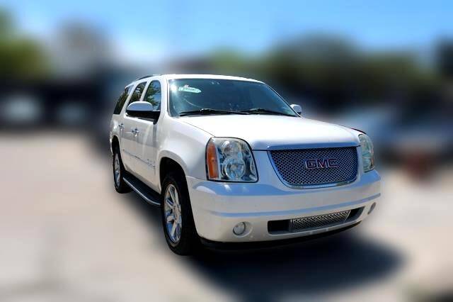 2011 GMC Yukon Denali — SUV — 178,906 mi — Detroit, MI
