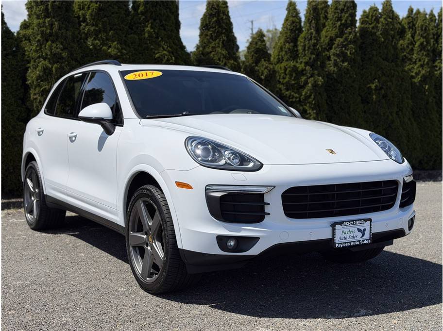 2017 Porsche Cayenne Platinum Edition