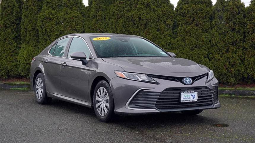 2022 Toyota Camry Hybrid LE — Sedan — 108,654 mi — Lakewood, WA