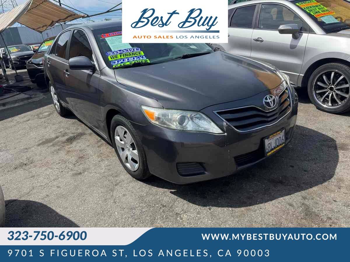2011 Toyota Camry LE — Sedan — 132,751 mi — Los Angeles, CA