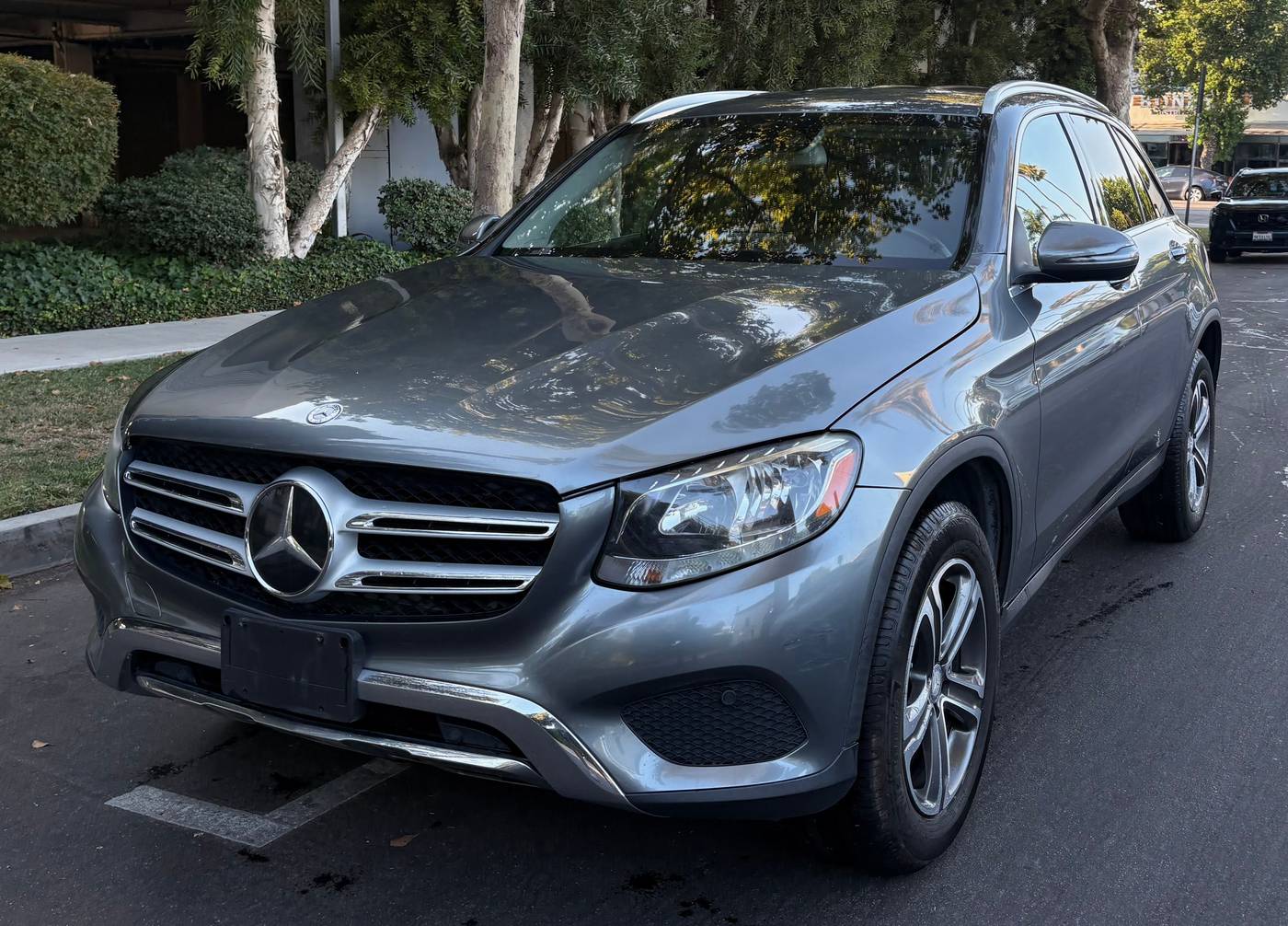 2016 Mercedes-Benz GLC GLC 300 — SUV — 117,872 mi — Sherman Oaks, CA