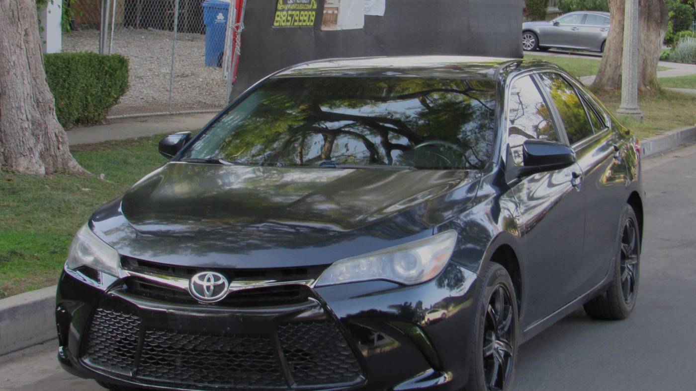 2017 Toyota Camry SE — Sedan — 111,467 mi — Sherman Oaks, CA