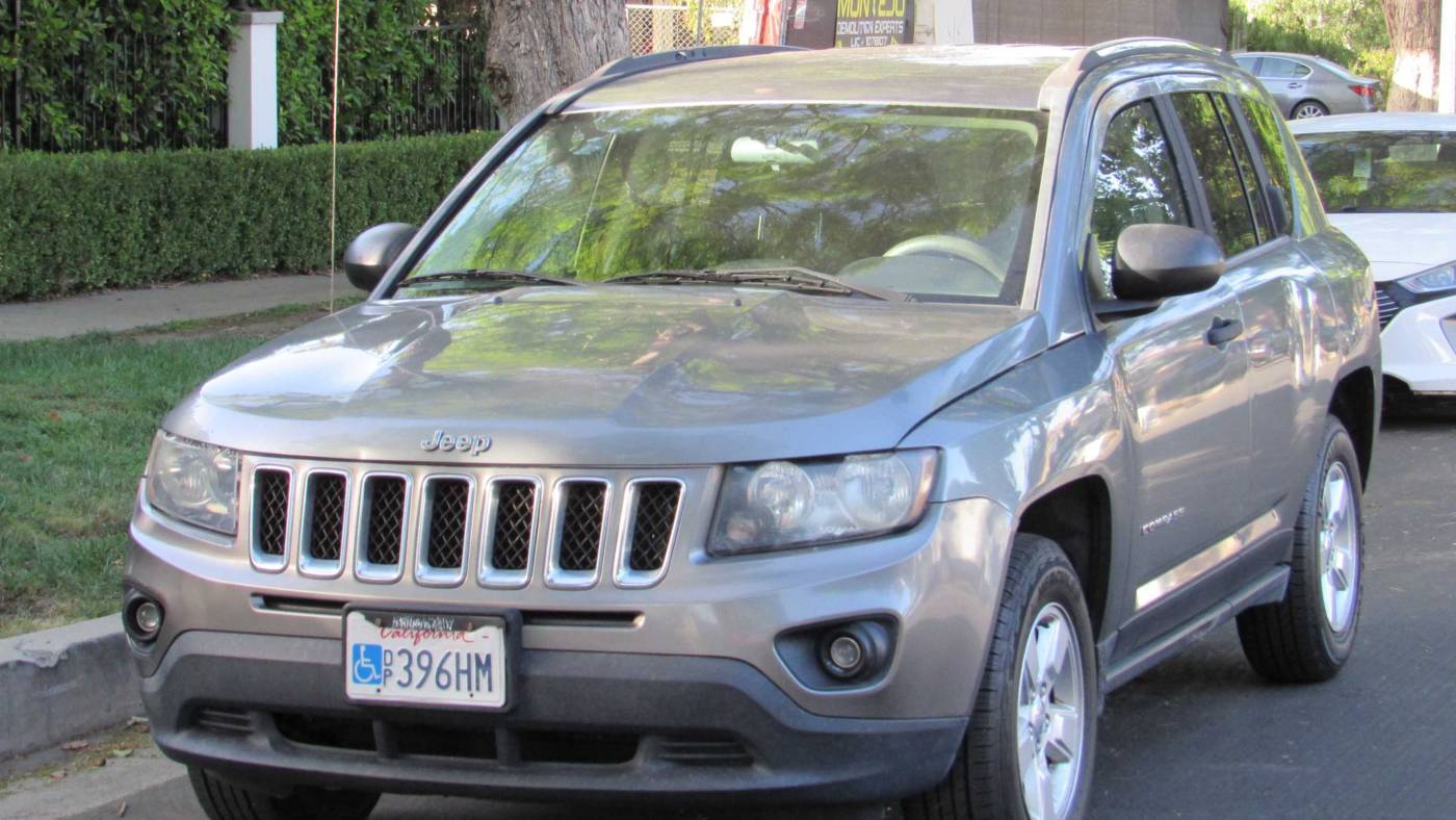 2014 Jeep Compass Sport — SUV — 118,305 mi — Sherman Oaks, CA