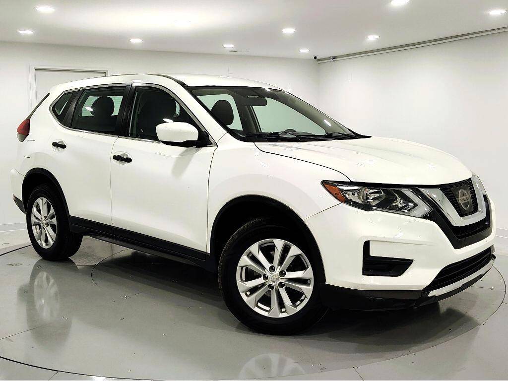 2018 Nissan Rogue S — SUV — 107,594 mi — Mundelein, IL
