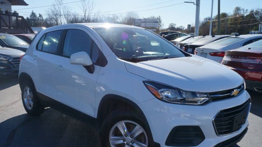 2020 Chevrolet Trax LS — SUV — 110,287 mi — Mundelein, IL