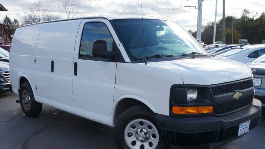 2013 Chevrolet Express Cargo Van Base — Cargo Van — 135,941 mi — Mundelein, IL
