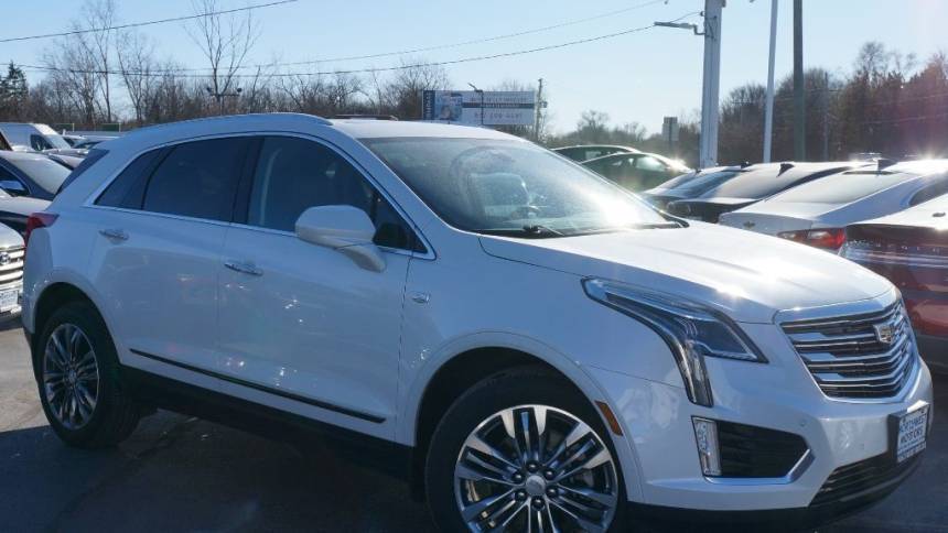 2017 Cadillac XT5 Premium Luxury — SUV — 83,259 mi — Mundelein, IL