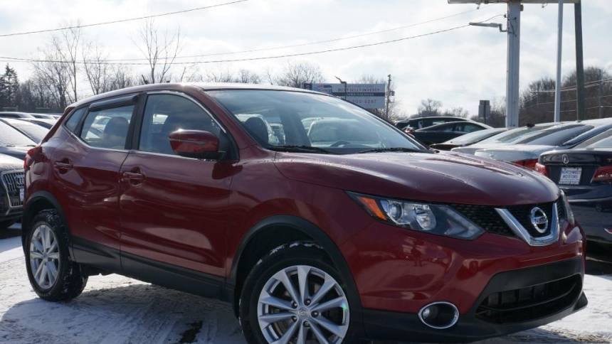 2017 Nissan Rogue Sport SV — SUV — 88,101 mi — Mundelein, IL