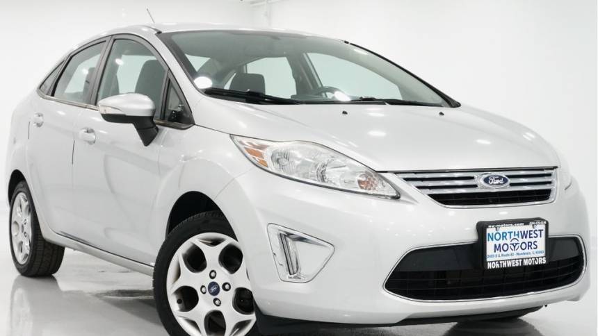 2011 Ford Fiesta SEL — Sedan — 157,152 mi — Mundelein, IL