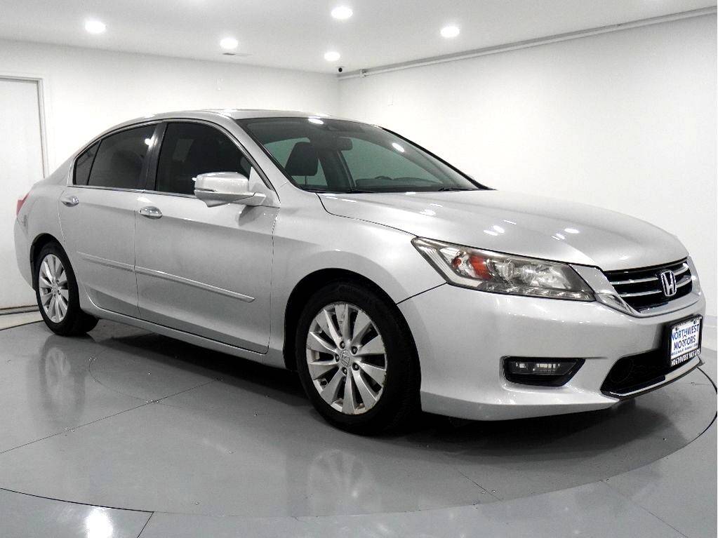 2014 Honda Accord Touring — Sedan — 132,058 mi — Mundelein, IL