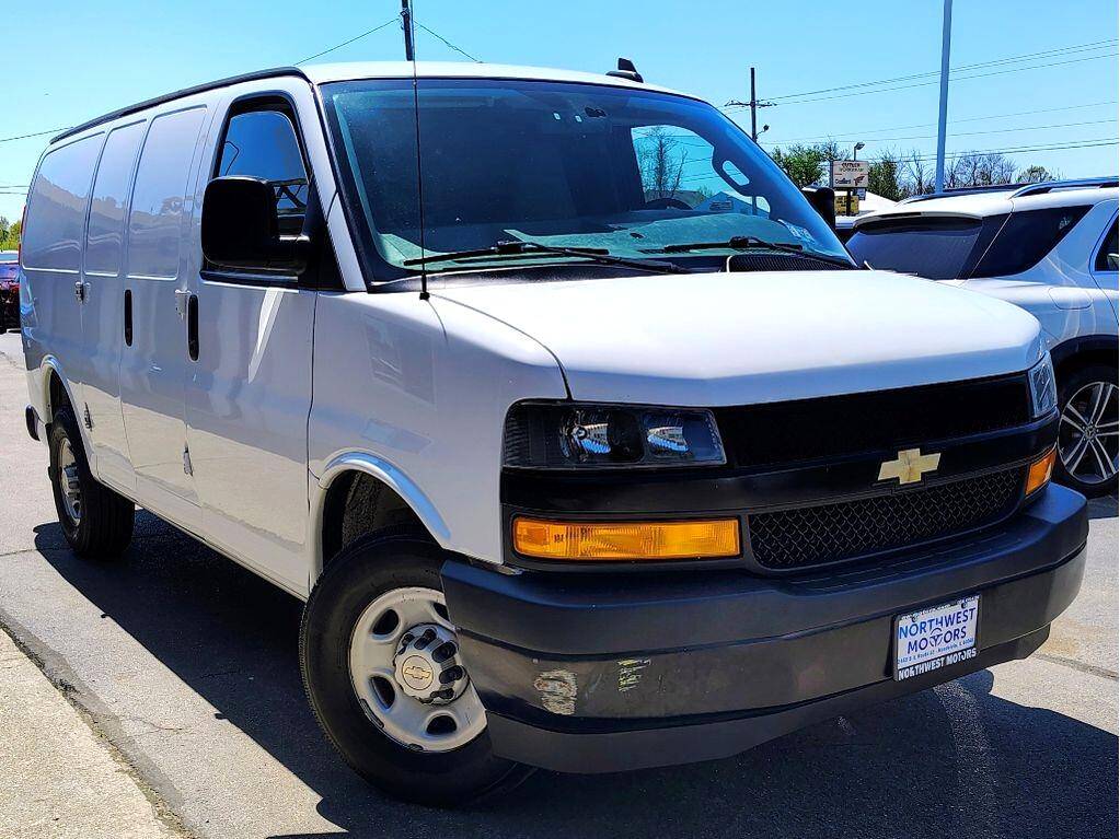 2020 Chevrolet Express Cargo Van Base — Cargo Van — 108,643 mi — Mundelein, IL